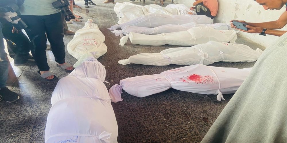 صواريخ الغدر الصهيونية اخترقت الأجواء العائلية وسرقت أفرادها